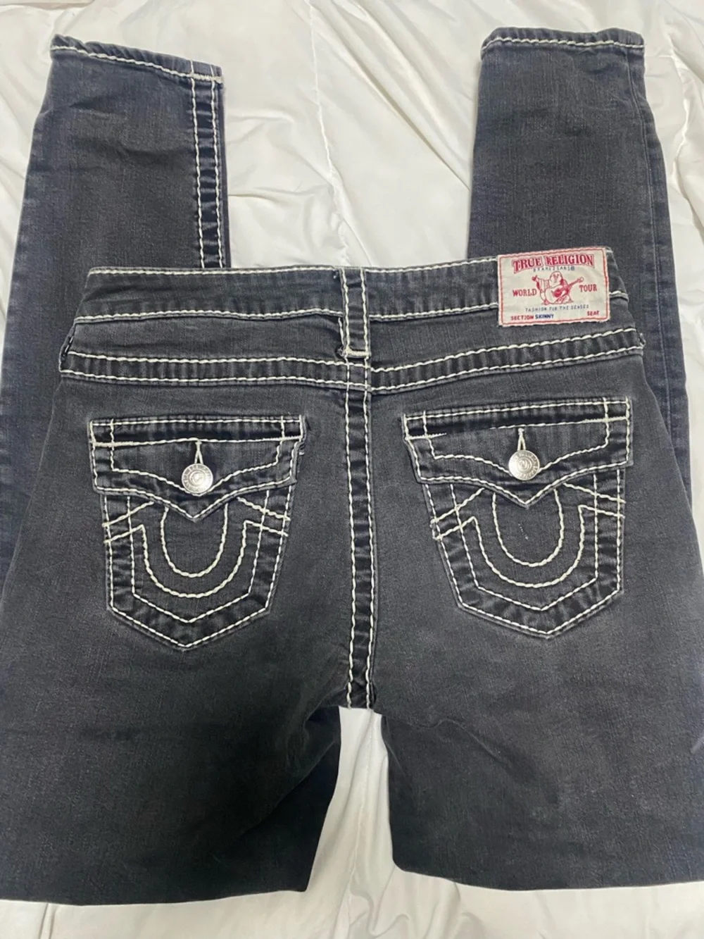 True Religion Black Contrast-Stitch Slim Women’s Jeans - Picture 5 of 5